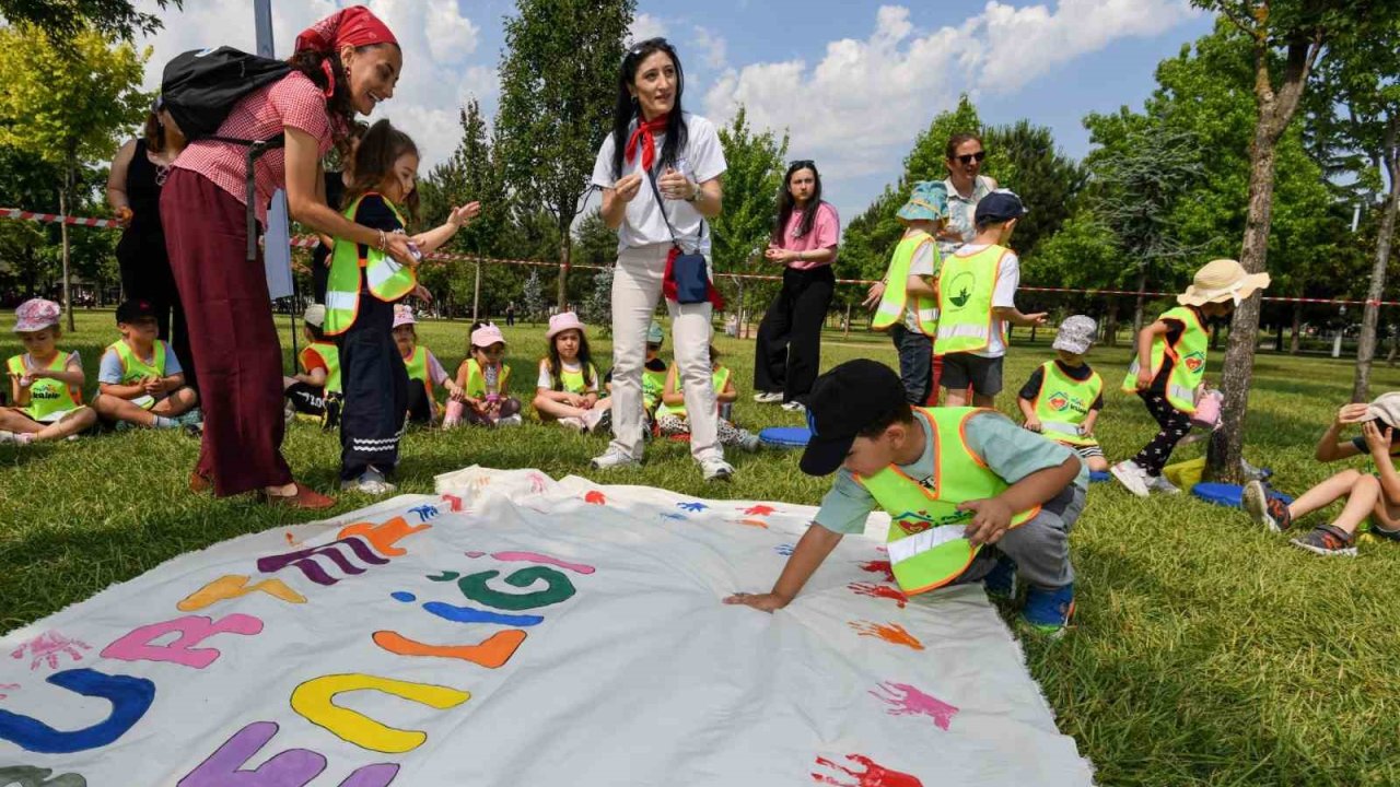 Osmangazi’de minikler yaza merhaba etkinliğinde buluştu