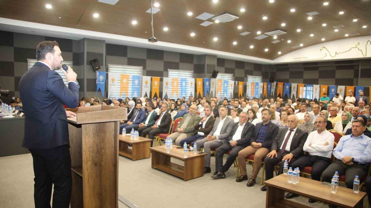 AK Parti Elazığ Teşkilatı bir araya geldi