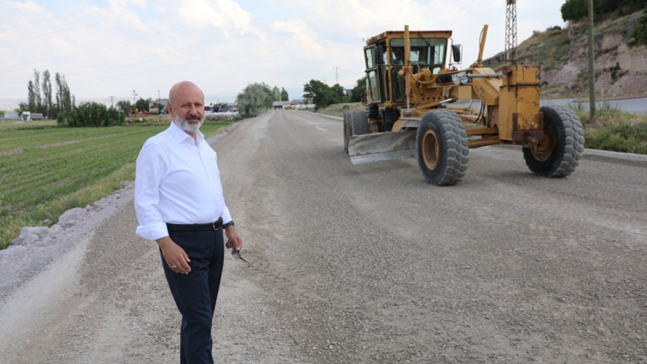 Başkan Çolakbayrakdar: "Kırsalın yüzünü güldüren örnek hizmetlerle değer katıyoruz"