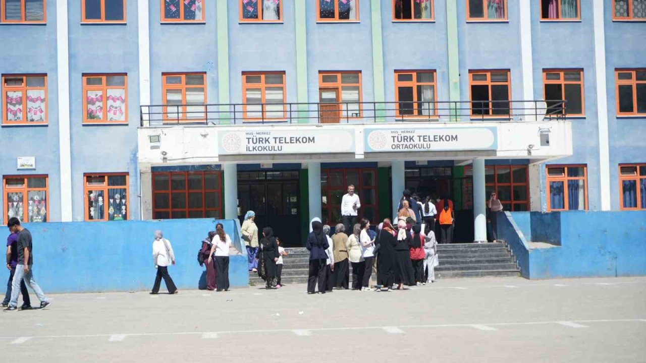 Muş’ta YKS heyecanı