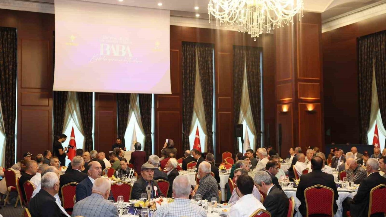 AK Parti Kadın Kolları’ndan anlamlı Babalar Günü programı: Şehit babaları ve gaziler ağırlandı