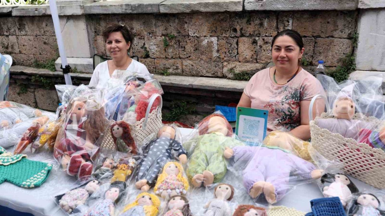 Osmangazi’de kadın emeği Babalar Günü’nde sergilendi