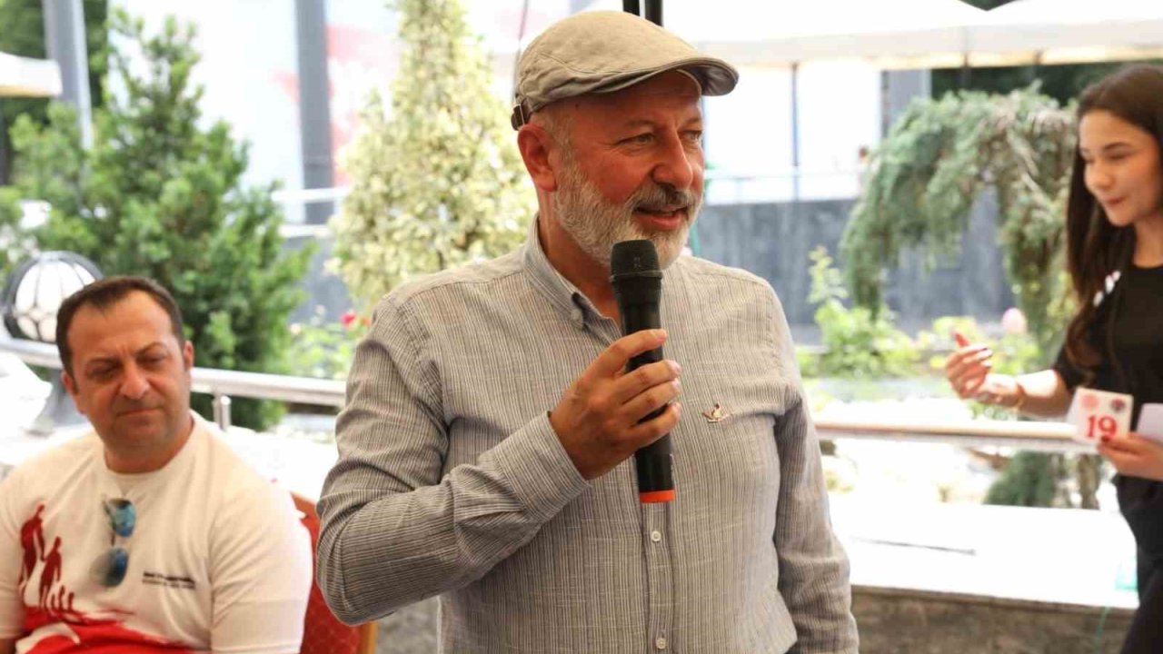 Başkan Çolakbayrakdar: "Aileyi güçlendiren her adımın yanında olmaya devam edeceğiz"