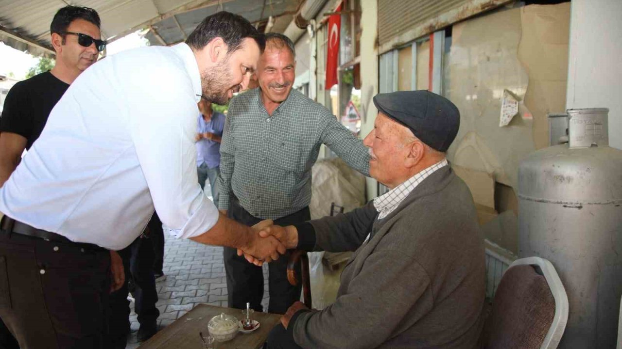 AK Parti Baskil’de tek yürek: 100 kişilik kadro sahaya indi