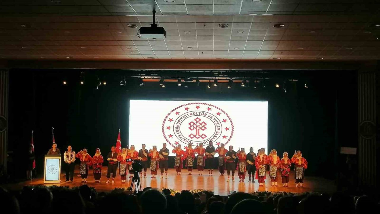 Batı Karadeniz’in en kapsamlı halk oyunları şöleni gerçekleştirildi