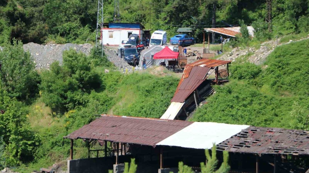 Bolu’da göçük altında kalan işçinin cansız bedenine 6 gün sonra ulaşıldı