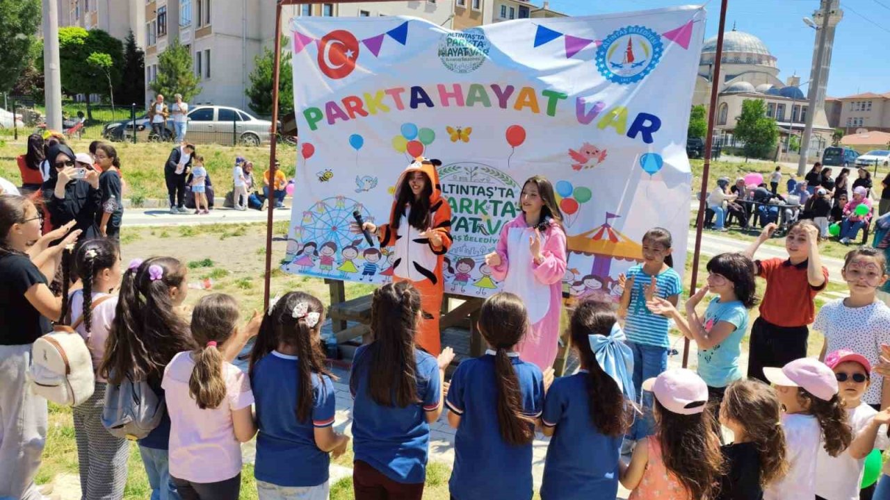 Altıntaş’ta çocuk şenliği