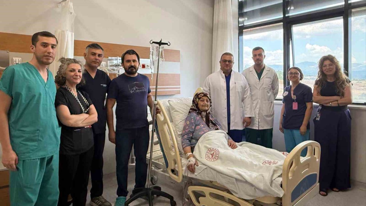 Yüksek riskli hastaya bölgesel anastezi ile operasyon