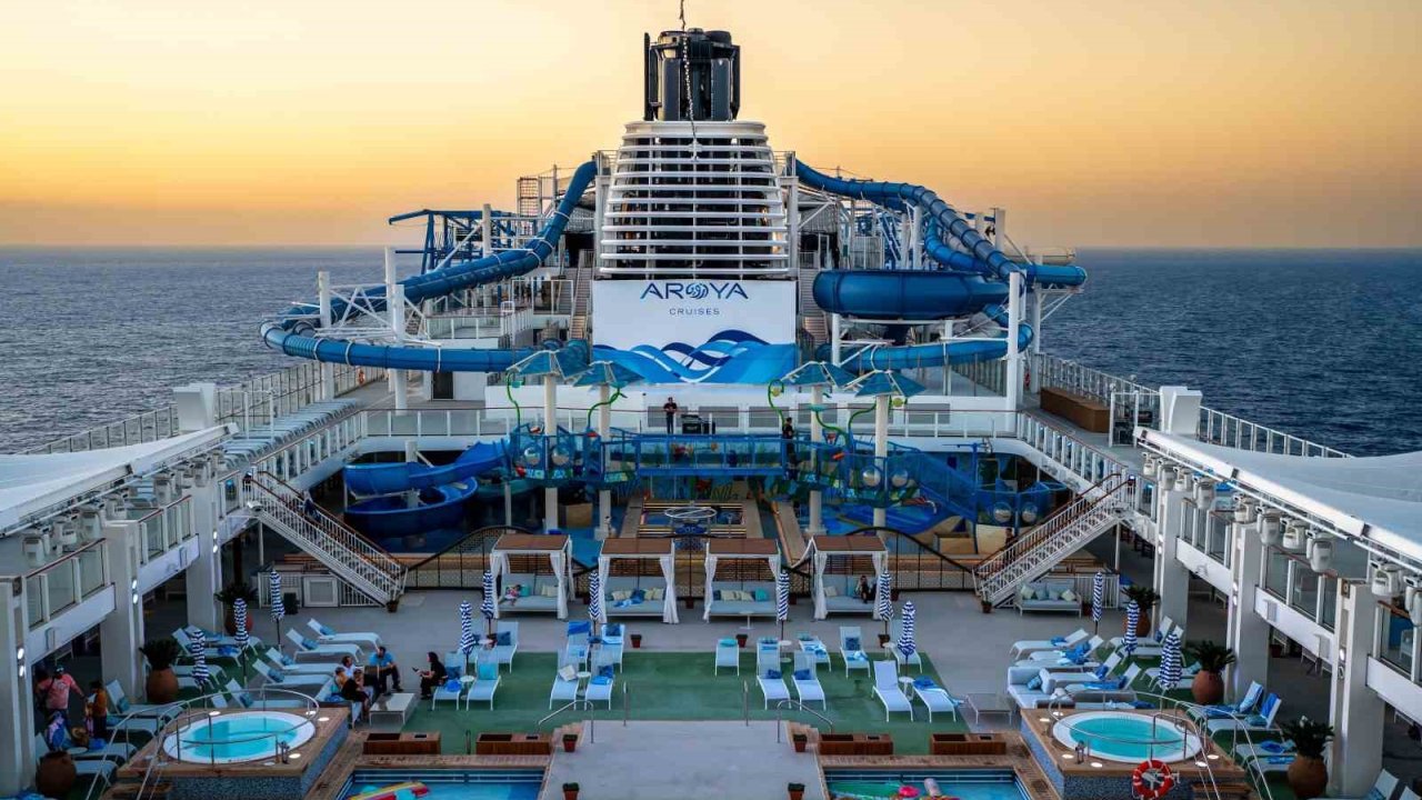 Muhafazakar cruise gemisi Aroya İstanbul’u ana liman olarak seçti