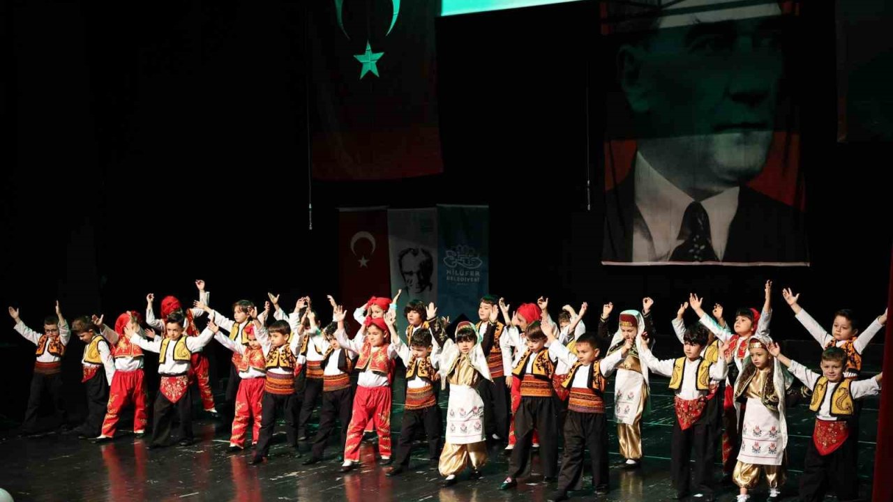 Nilüferli miniklerin mezuniyet sevinci