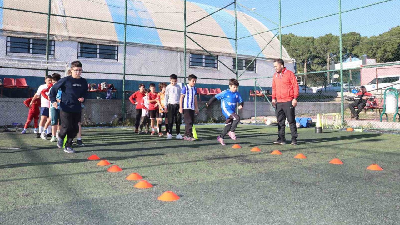 Aksu Belediyesi yaz spor kursları başlıyor