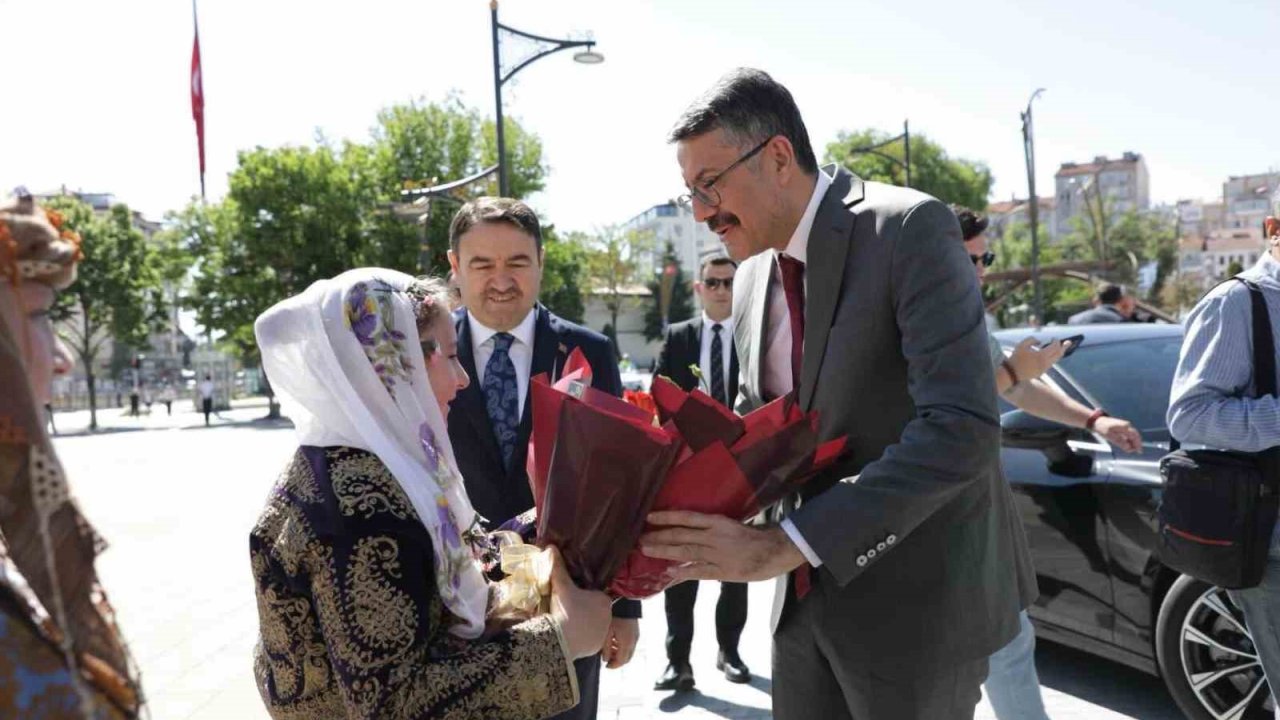 İçişleri Bakan Yardımcısı Ali Çelik Kütahya’da temaslarda bulundu