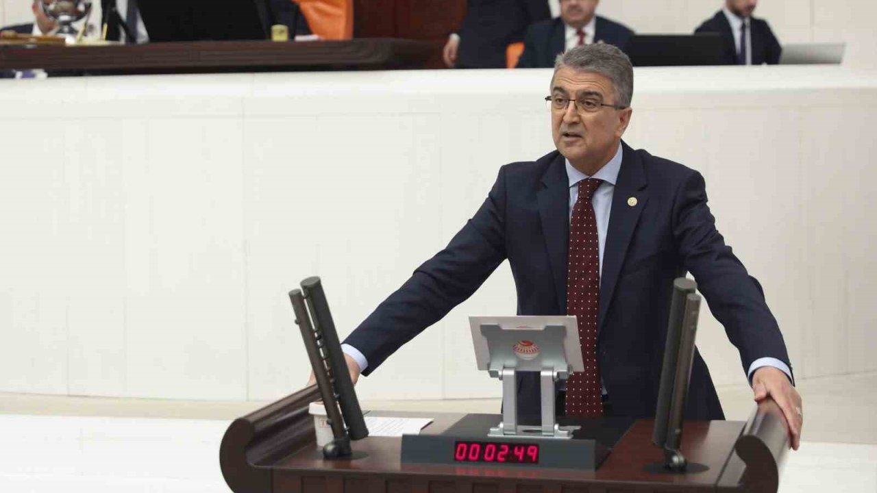 MHP’li Kamil Aydın’dan TBMM’de Nihat Doğan’a sert ’Naim Hoca’ tepkisi