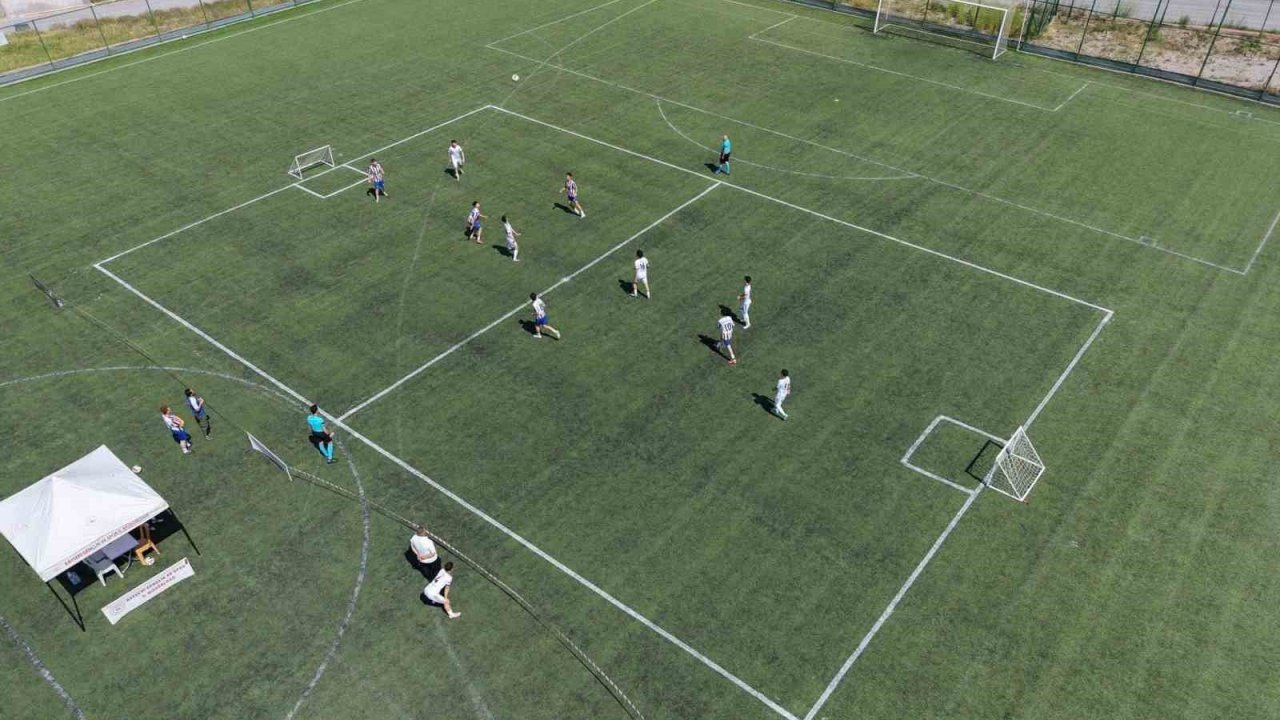 Kayseri’de 5x5 Futbol Gençlik Kupası başladı