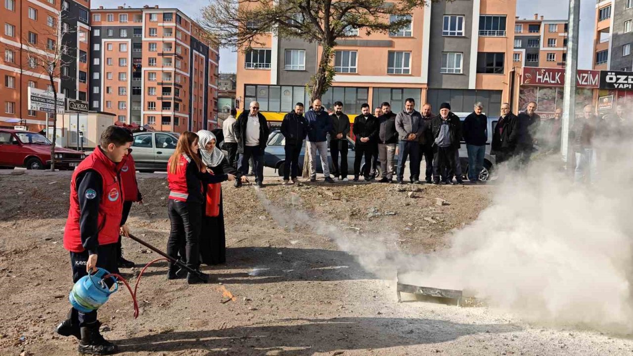 Büyükşehirden 16 ilçede din görevlilerine afet ve yangın eğitimi: Bin 740 personele farkındalık çalışması