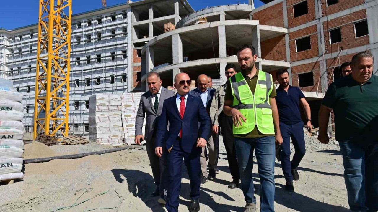 Söke’de KYK Erkek Öğrenci Yurdunda çalışmalar hız kesmeden sürüyor