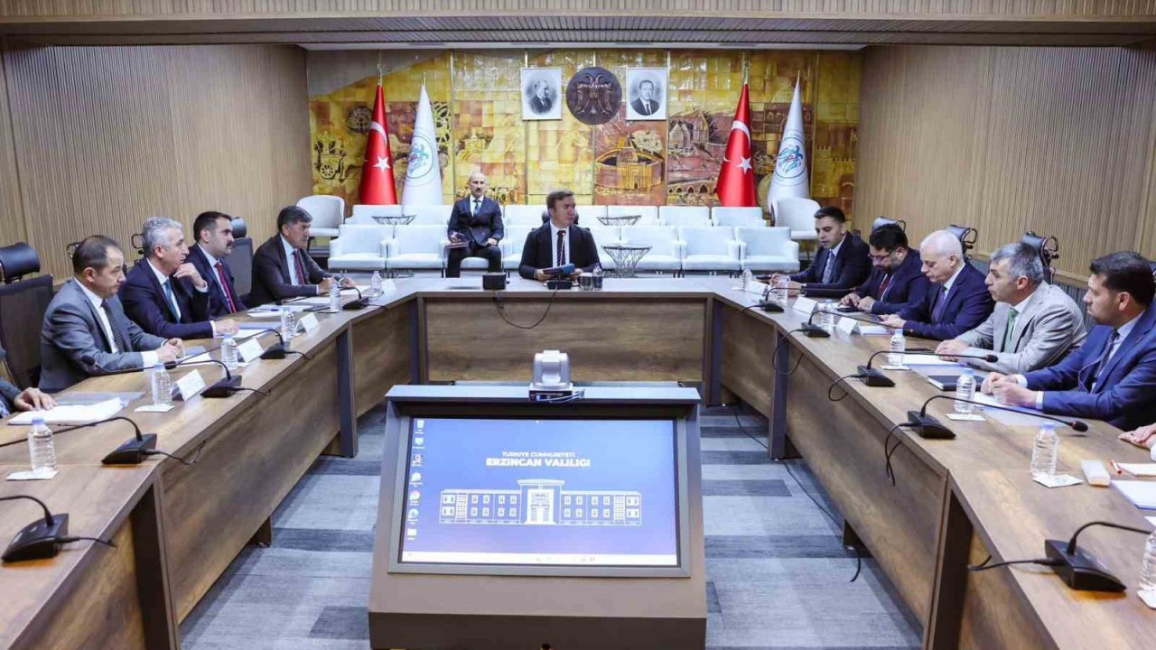 Sahipsiz hayvanlara yönelik çalışmalar kurul toplantısında ele alındı
