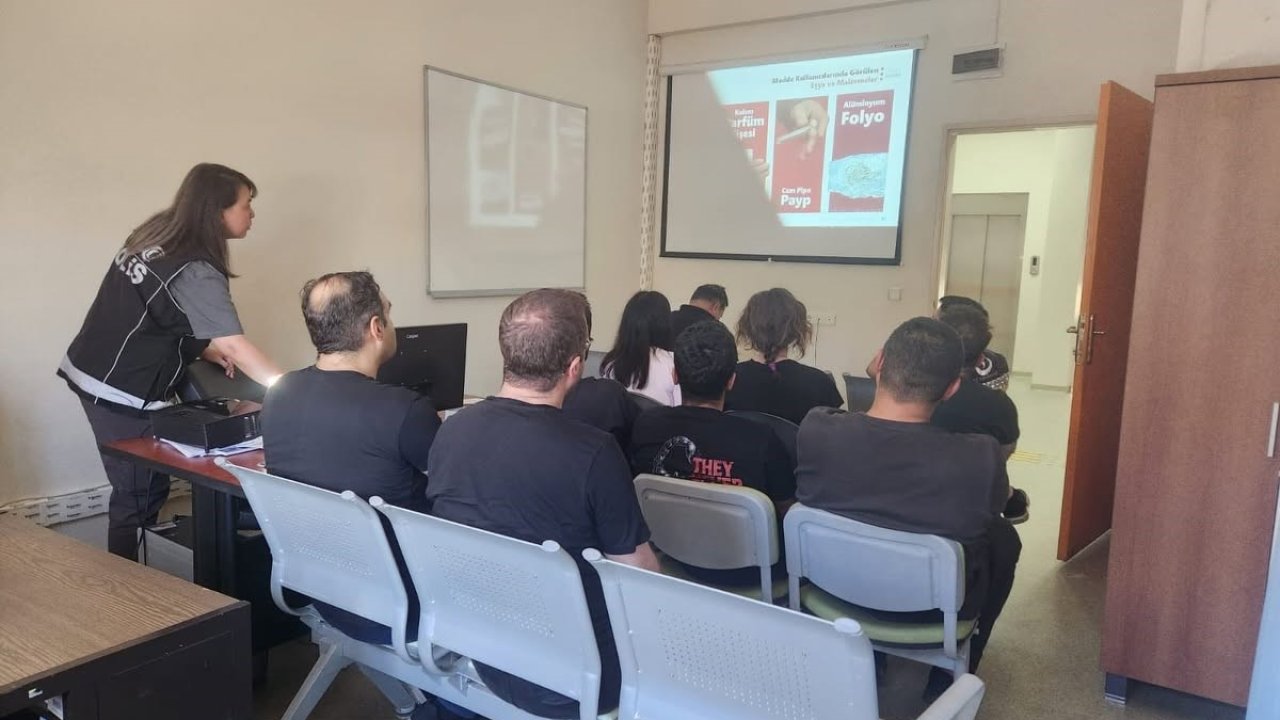 Kemaliye’de uyuşturucuyla mücadele kapsamında bilgilendirme çalışması yapıldı