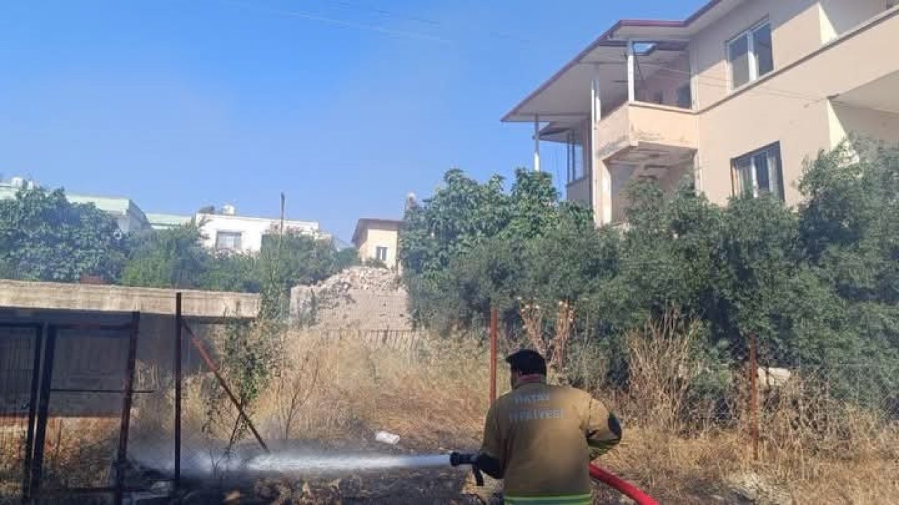 Kırıkhan’da bahçe yangını