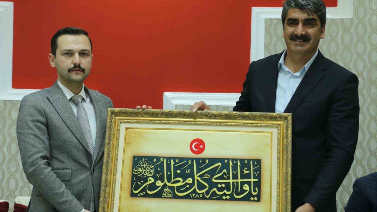 Aşkale Kaymakamı Emre Oğuztürk’e duygu dolu veda