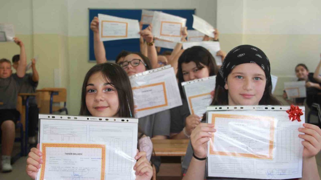 Ordu’da 123 bin öğrencinin karne heyecanı