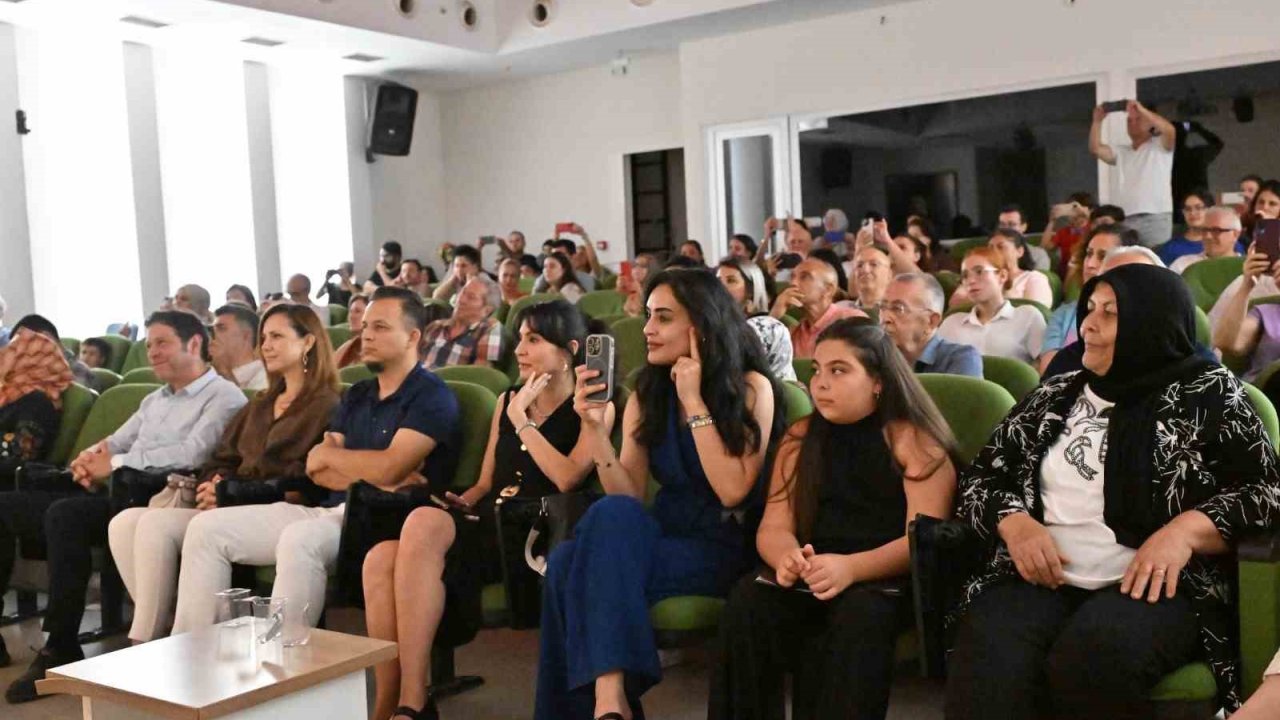 MASMEK kursiyerleri yıl boyunca öğrendiklerini sahneye taşıdı