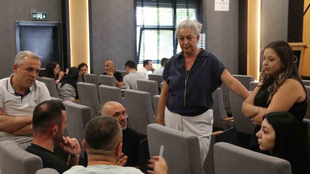 Kütahya OSB Akademi’de "Mavi Yaka Çalışan Yönetimi" eğitimi düzenlendi