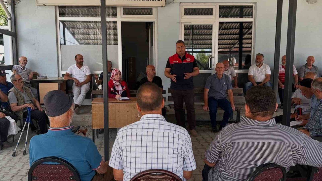 Çiftçilere tarımsal bilgilendirme
