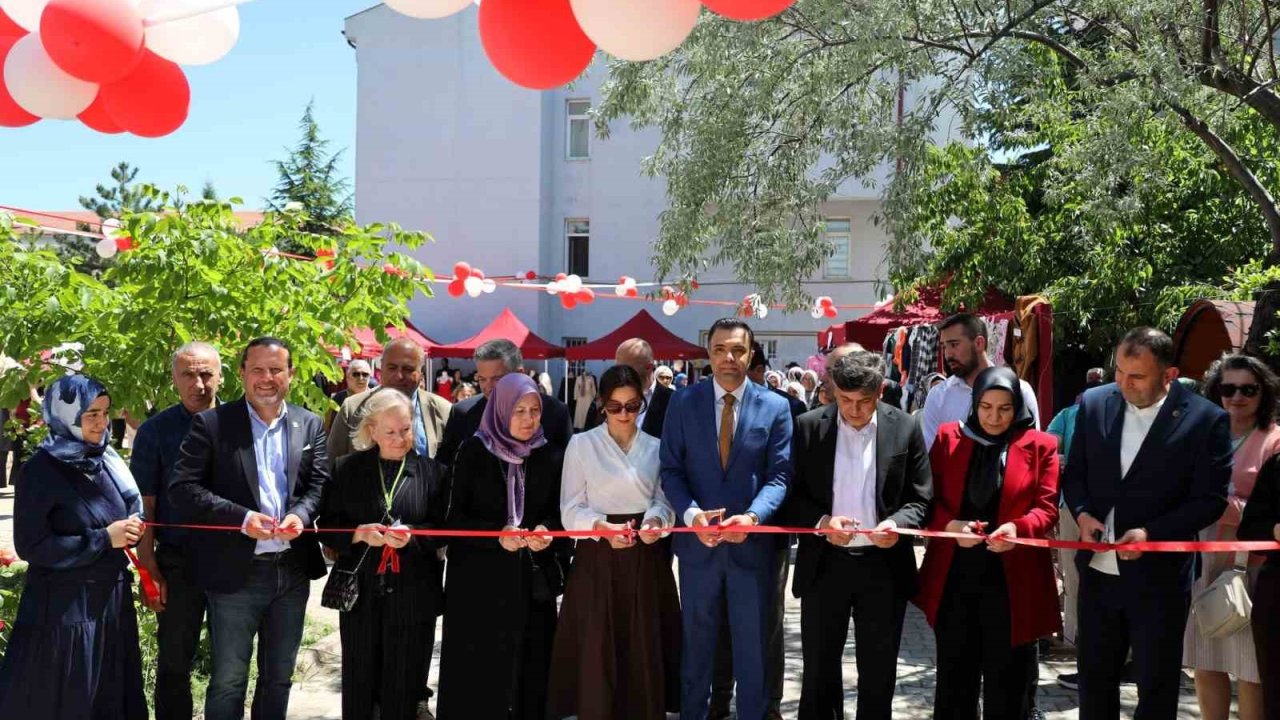 Bilecik’te el emeği ürünler beğeni topladı