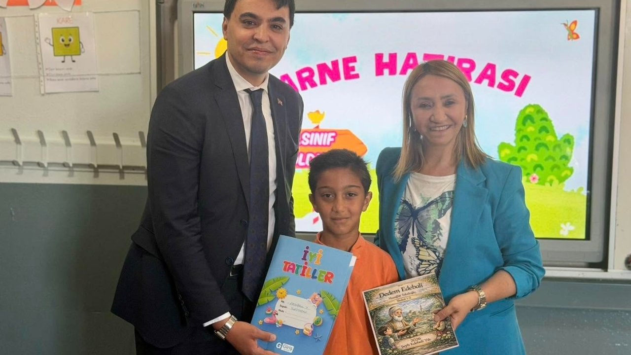 Pazaryeri’nde 1048 öğrenci yaz tatiline, 49 genç üniversite yolculuğuna uğurlandı