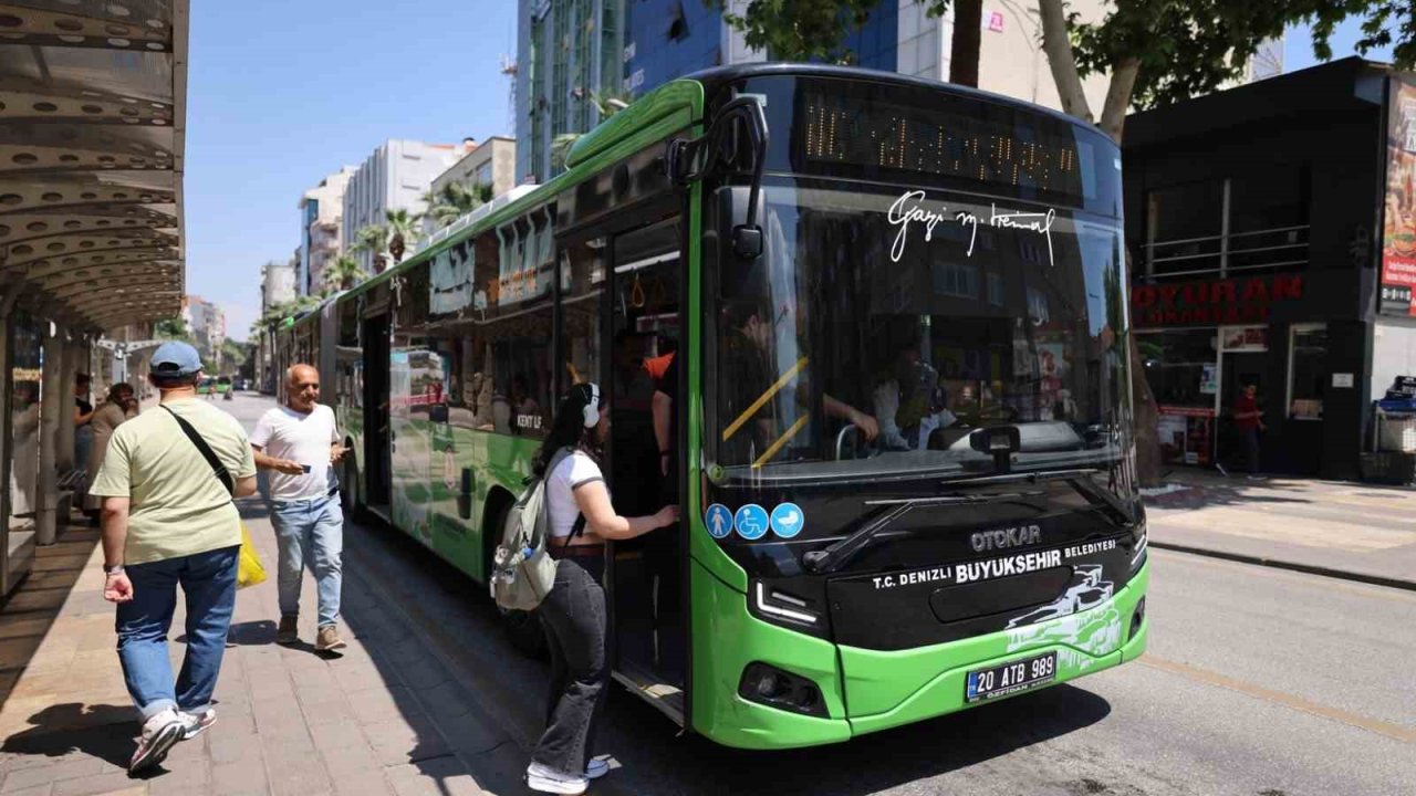 Denizli Büyükşehir ulaşım desteğinden binlerce öğrenci faydalandı
