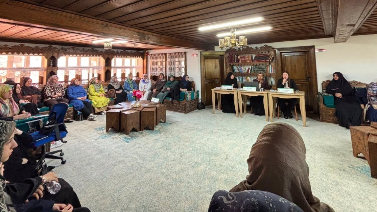 Kütahya İl Müftülüğü’nden "Bir Yetime Aile Olmak" paneli