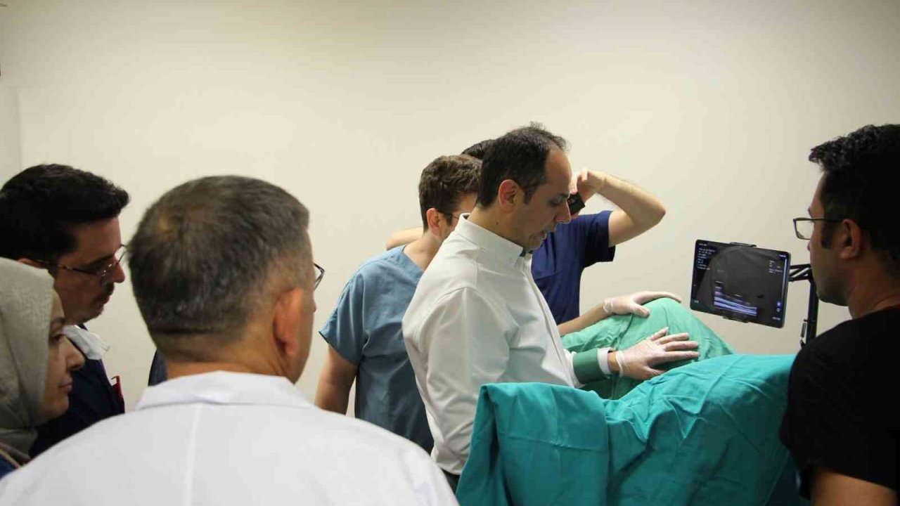 Elazığ’da transperineal prostat biyopsisi eğitimi düzenlendi