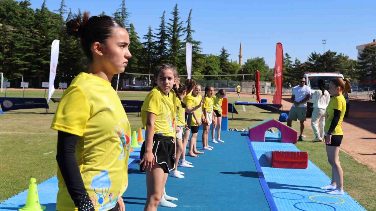 2 kişiyle başlayan jimnastik serüveni 250 sporcuya ulaştı