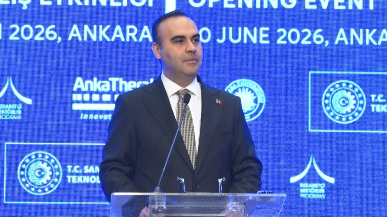 Bakan Kacır: "Son 1 yılda sağlık endüstrisinde yatırıma teşvik belgesi düzenleyerek 70 milyar lira yatırımı harekete geçirdik"