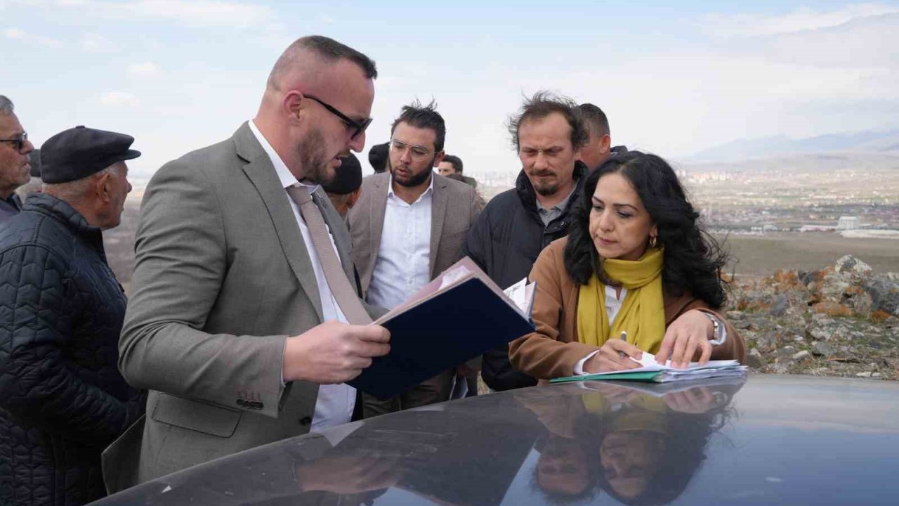 İki beldeyi karşı karşıya getiren sınır tartışmasında karar çıktı
