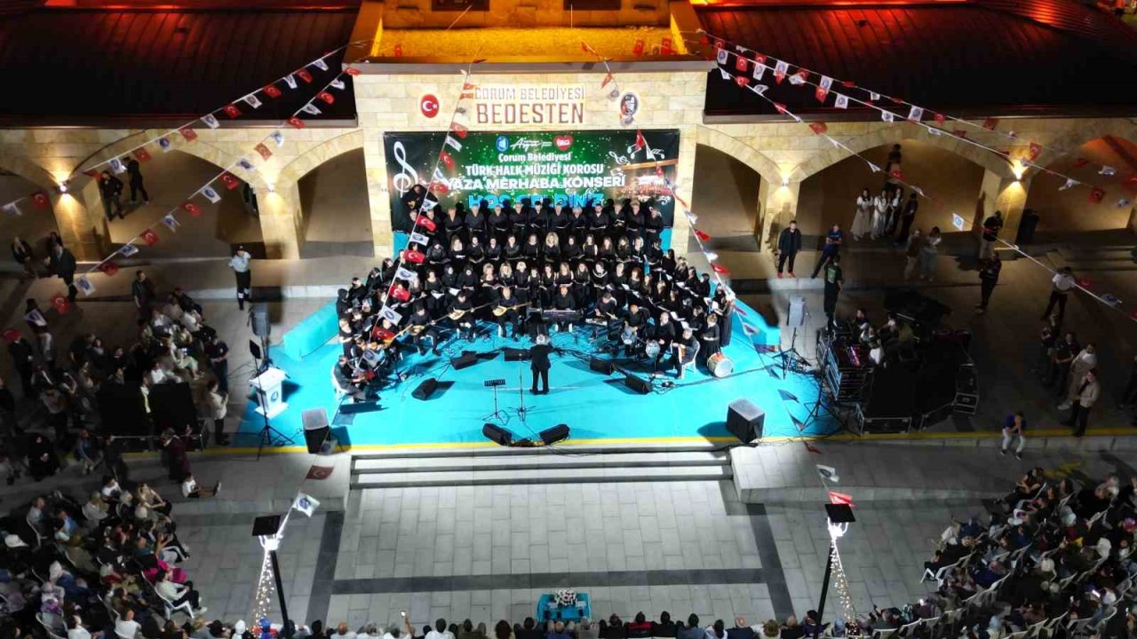 Çorum’da "yaza merhaba" konseri yoğun ilgi gördü