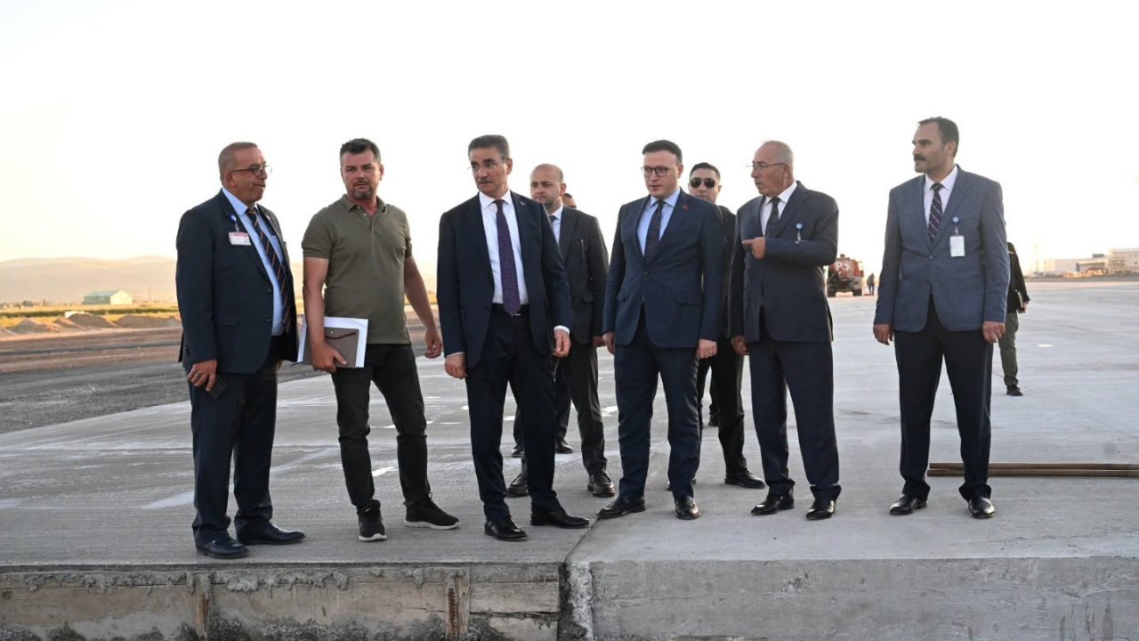 Erzurum Havalimanı’ndaki çalışmalara yerinde inceleme