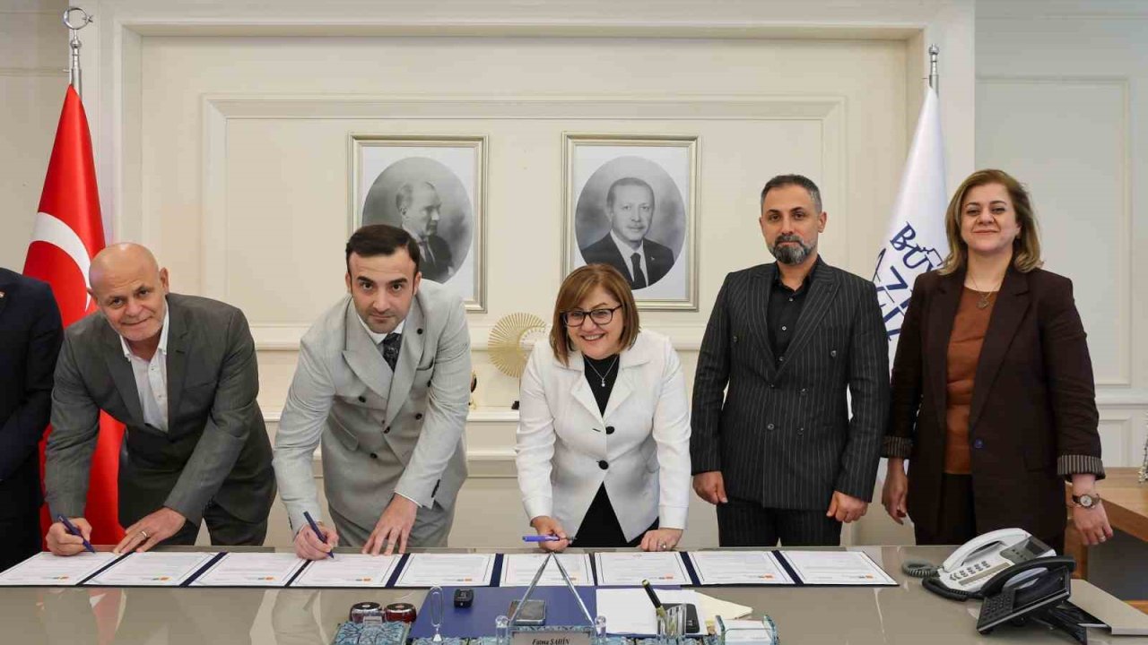Gaziantep Büyükşehir Belediyesi öncülüğünde Gazi şehir, ExpoSport 2027 Spor Fuarı’na hazırlanıyor