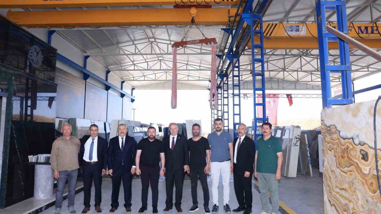 ATO Başkanı Baran, Yuvaköy Mermerciler Sitesi’nde sektör temsilcileriyle bir araya geldi