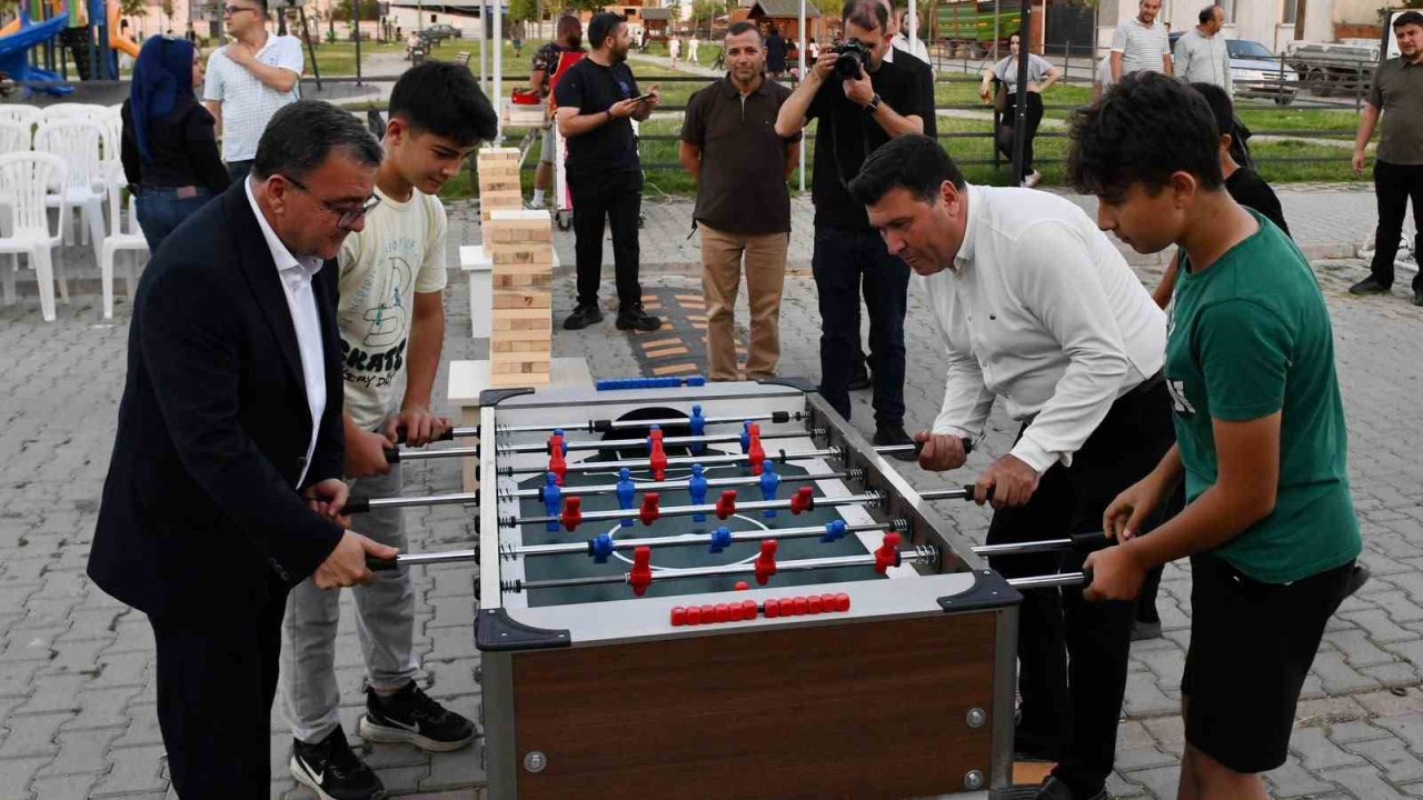 Altıeylül’ de kırsal mahalleler yaz akşamlarında şenleniyor