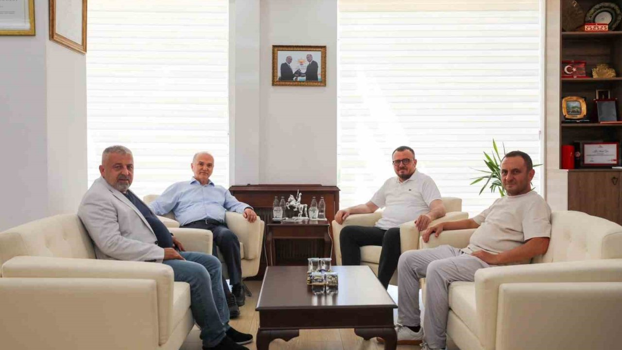 Başkan Faruk Özlü’ye anlamlı ziyaret