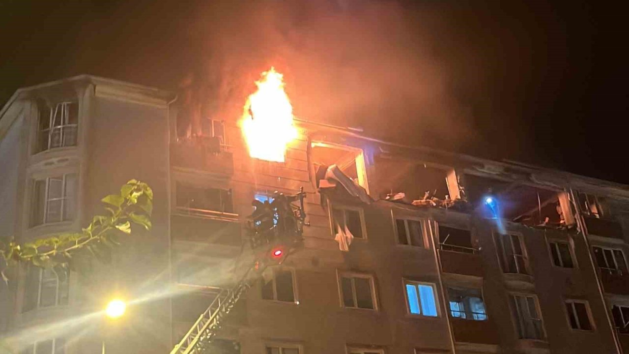 Kaymakam Erten: "Patlama büyük ihtimalle doğal gaz kaynaklı"