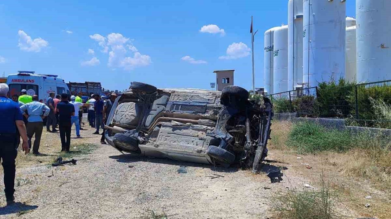 Takla atan otomobildeki 7 yaşındaki çocuk hayatını kaybetti