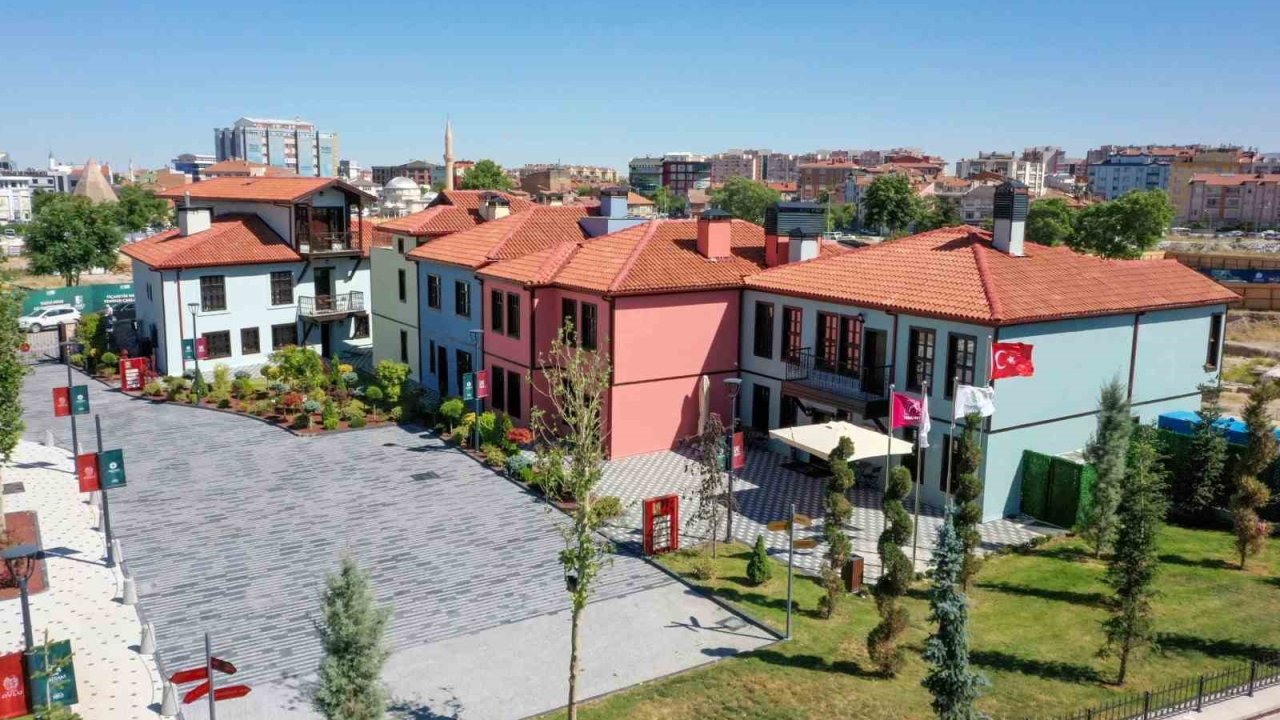 Suriçi dönüşümünün gözdesi; tescilli binalar şimdi Konya turizminin yıldızı