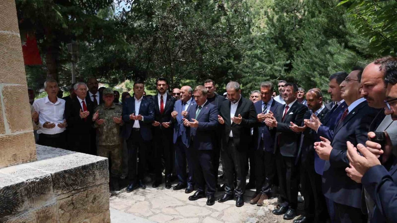 Başbağlar şehitleri dualarla anıldı