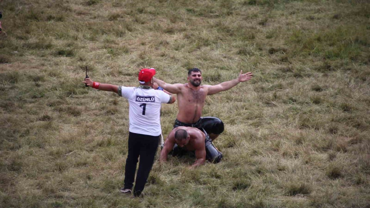 Kırkpınar’da altın kemerin sahibi Erkan Taş oldu