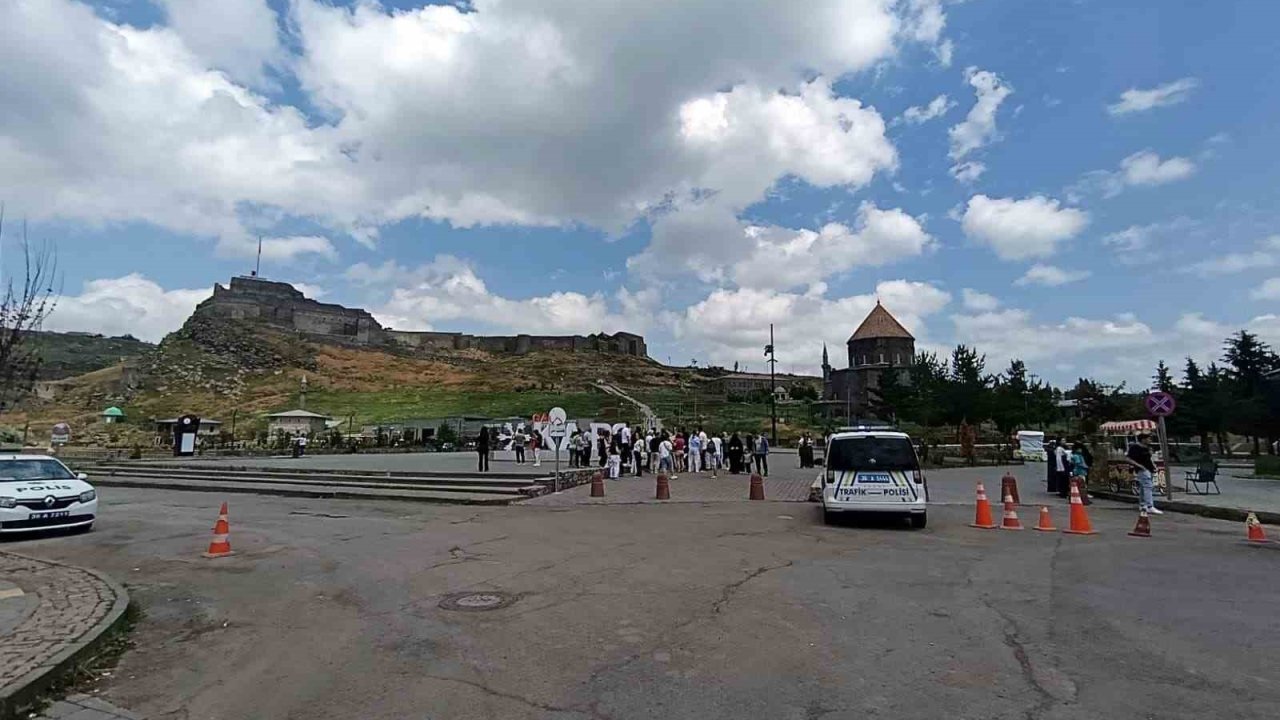 Kars yaz turizminin gözdesi oldu: Tarih, doğa ve kültür bir arada
