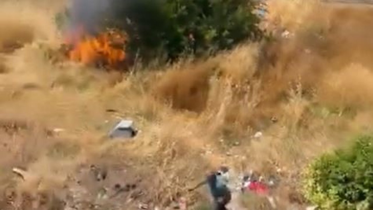 Avcılar’da yaşlı bir adam otluk alanı yakıp kaçtı