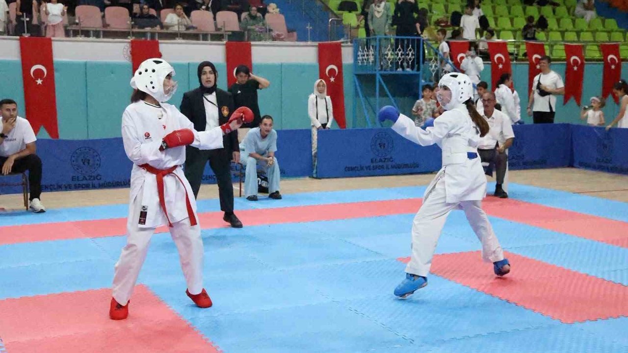 Elazığ’da Karate Grup Müsabakaları tamamlandı